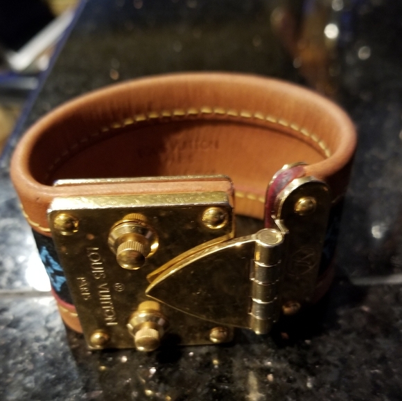 AUTHENTIC LOUIS VUITTON BRASSERIE Cerule Bracelet - Picture 1 of 16